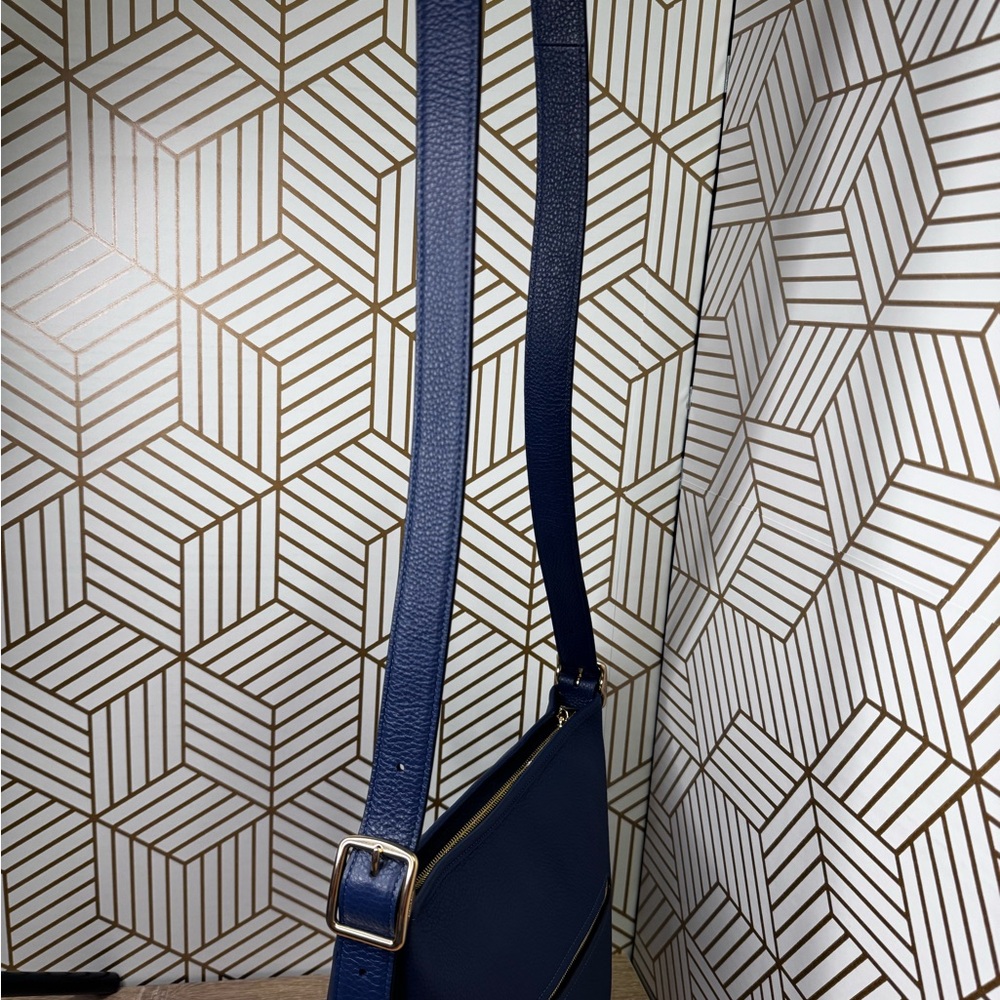 NWT Coach Jude Duffle Bag in Gold/Deep Blue - Picture 4 of 14